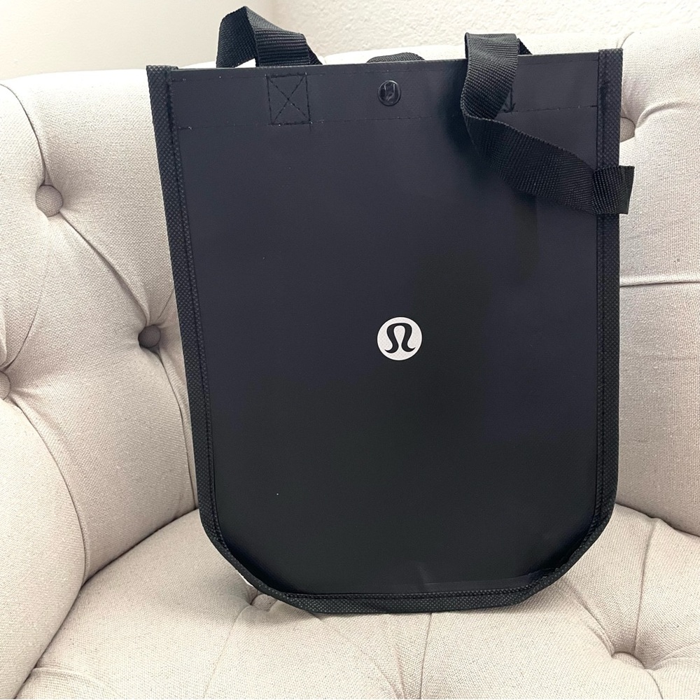 🖤 Lululemon white black Small Reusable Tote shopping gift lunch Bag Snap Closure